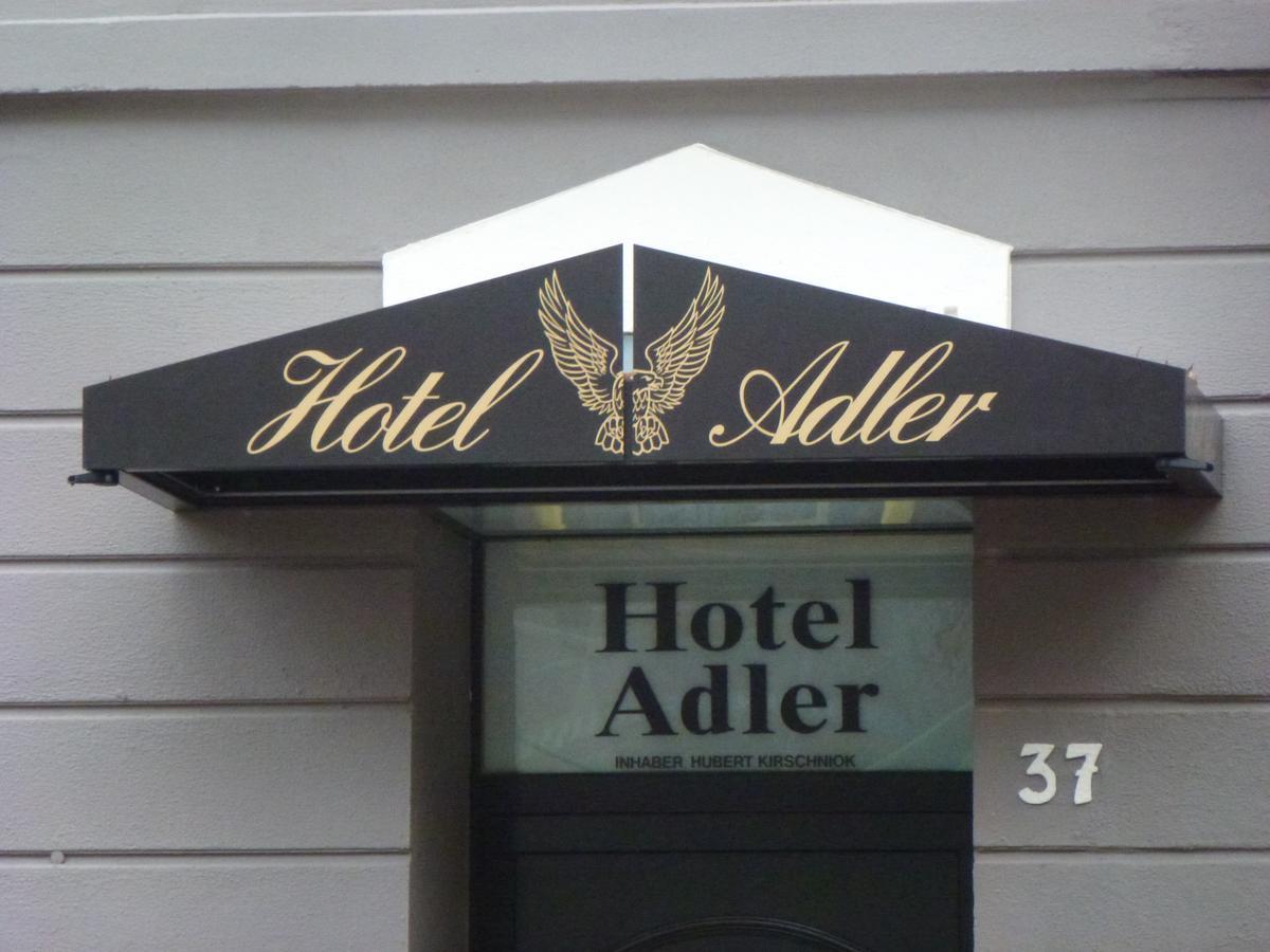 Hotel Adler Дюссельдорф Экстерьер фото